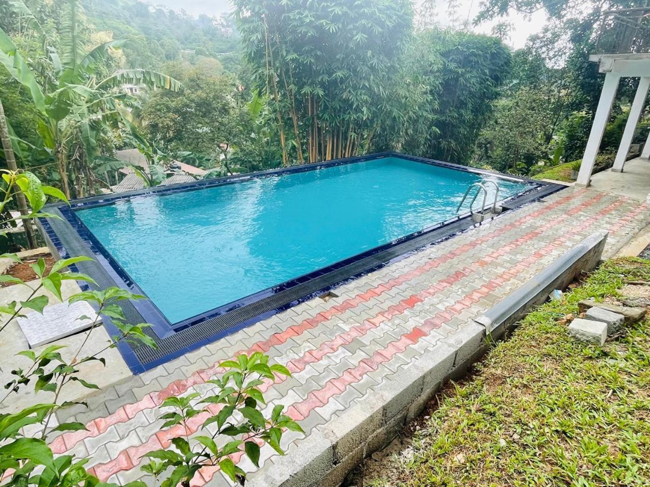 Lavender Hills Home Stay Kandy Luaran gambar