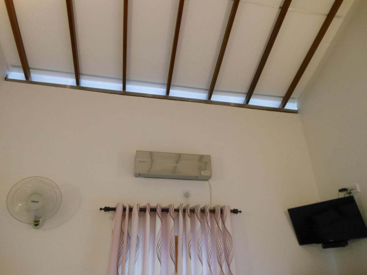 Lavender Hills Home Stay Kandy Luaran gambar
