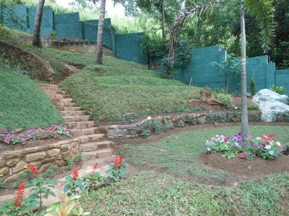 Lavender Hills Home Stay Kandy Luaran gambar