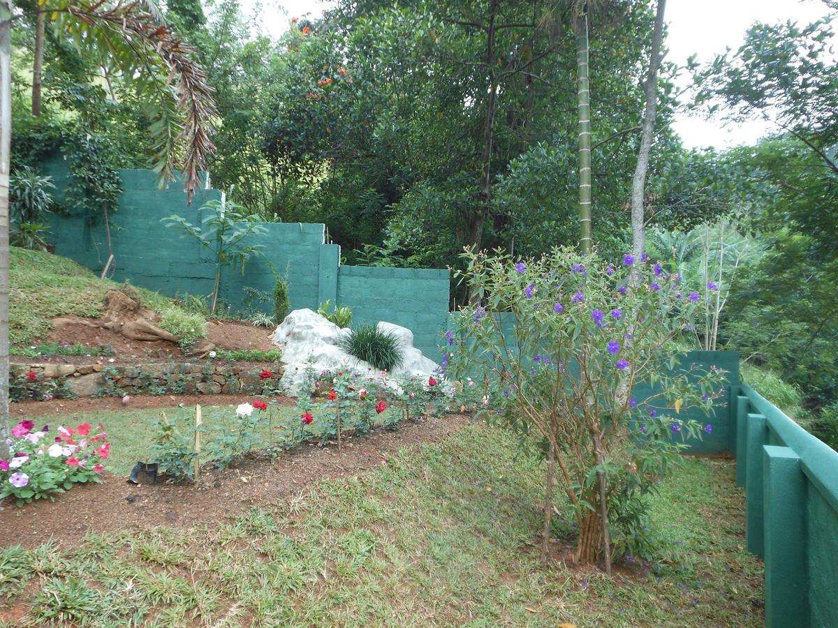 Lavender Hills Home Stay Kandy Luaran gambar