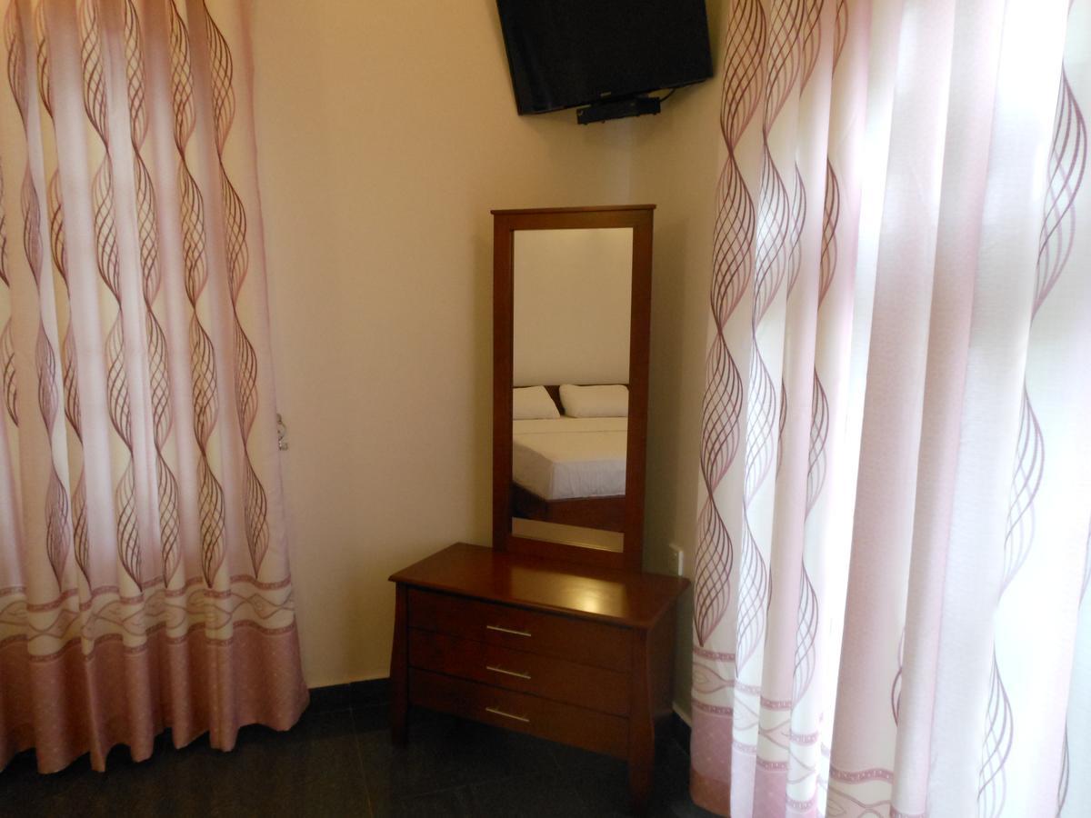 Lavender Hills Home Stay Kandy Luaran gambar