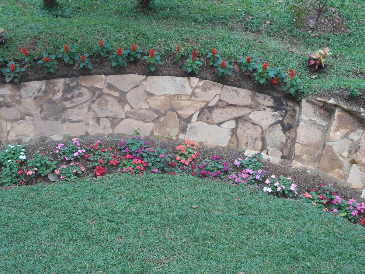 Lavender Hills Home Stay Kandy Luaran gambar